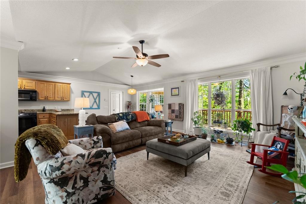 116 Savannah Terrace, Demorest, Georgia image 12