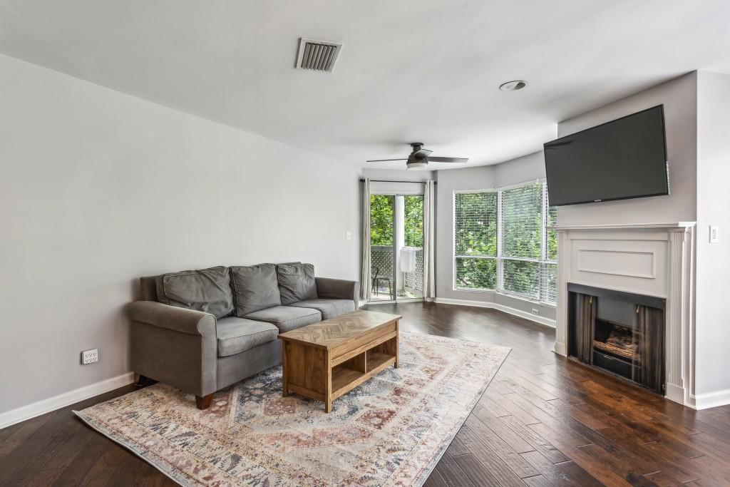 244 13th Street NE 302