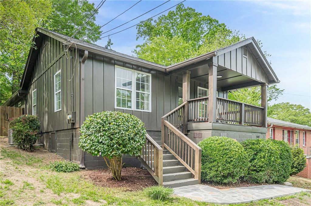 1458 Eason Street NW