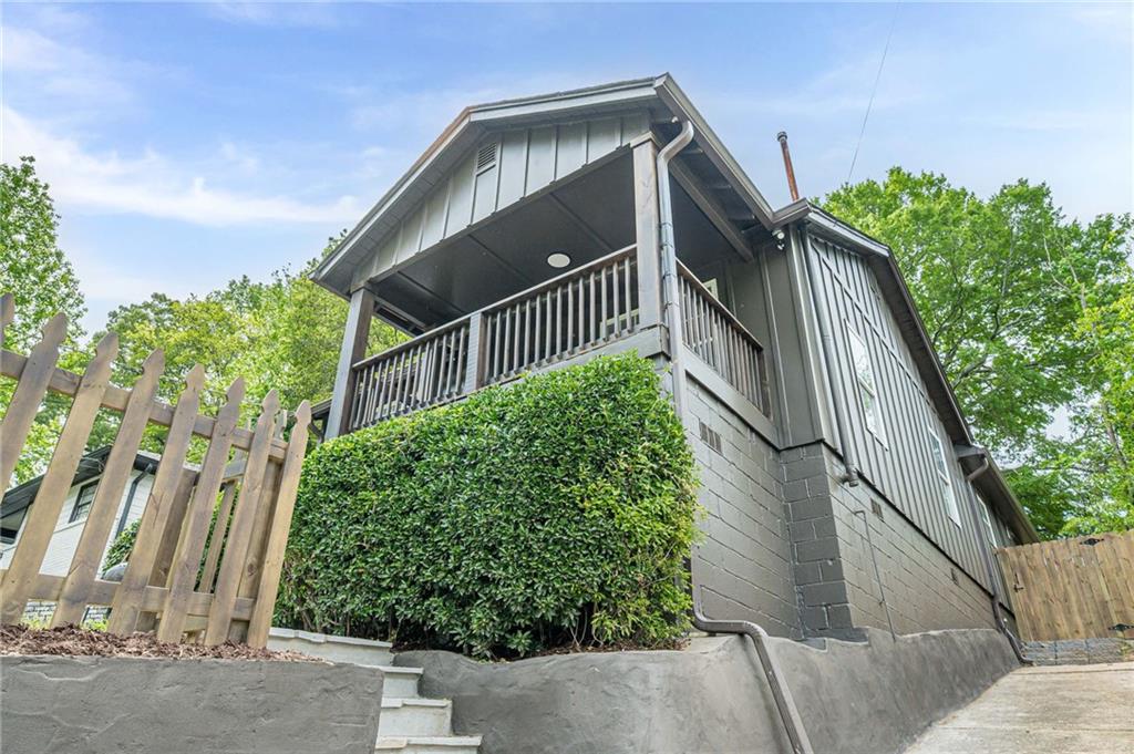 1458 Eason Street NW