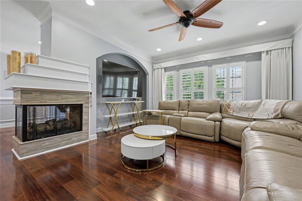 1004 Glen Ivy