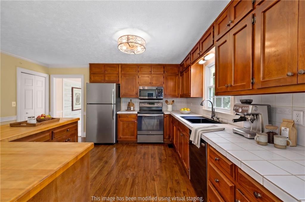 4172 Kings Highway