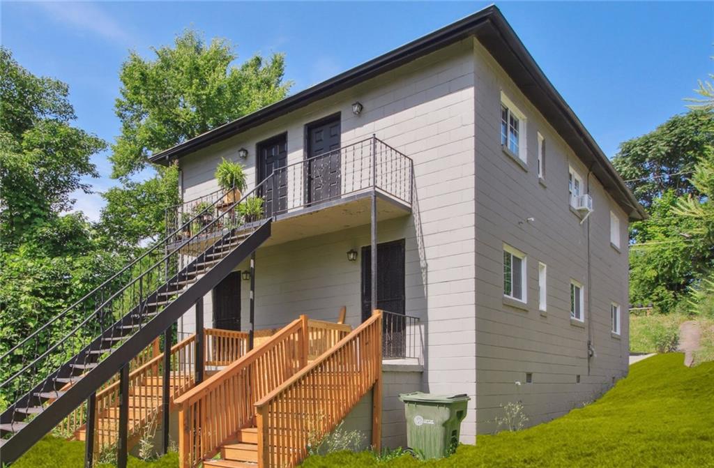 C R Morris Property - Residential Lease