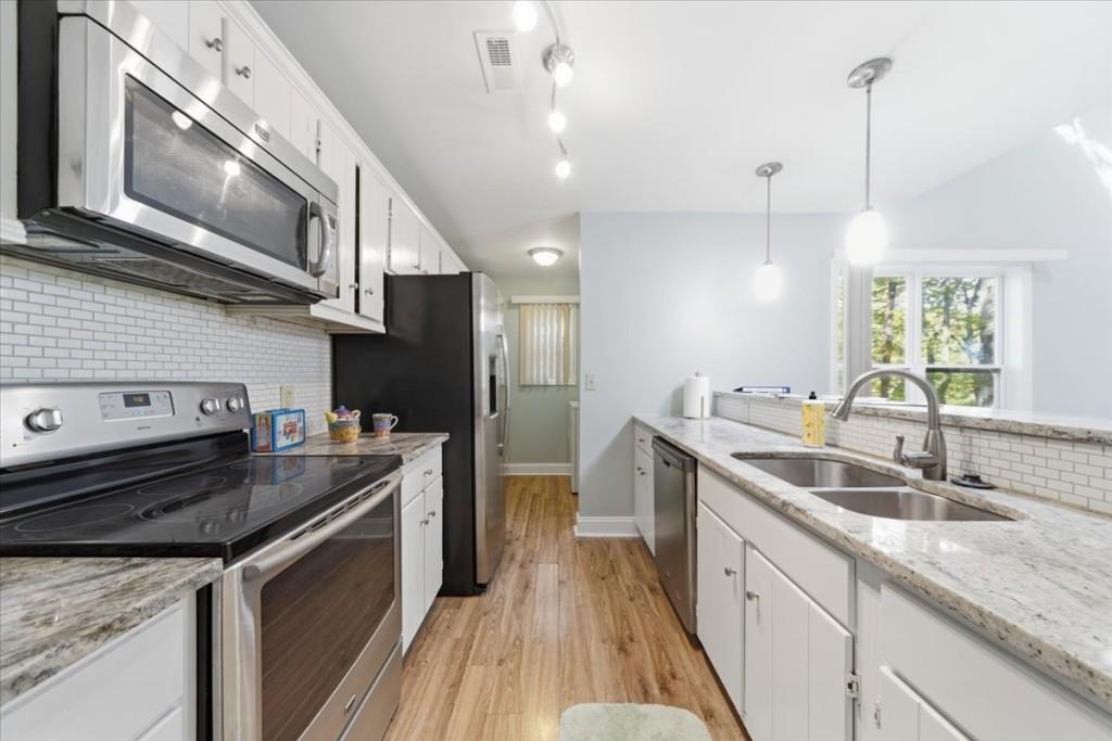 142 Indian Ridge Place