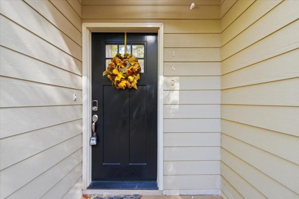 142 Indian Ridge Place