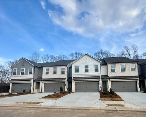Townhouse For Sale - 5479 Allegro Lane<br/> Hall County, Flowery Branch, GA 30542