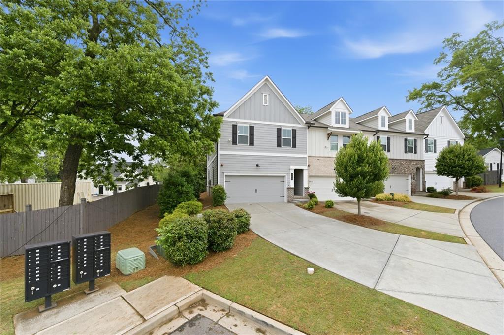 318 Niles Court 1