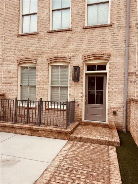 Townhouse For Sale - 3471 Landen Pine Court<br/> Atlanta, GA 30305