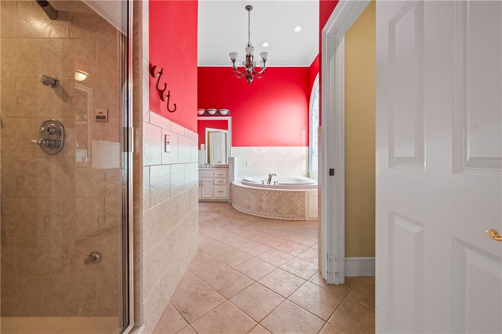 6000 Eagle Close Lane