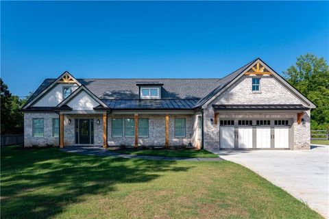 A home in Pendergrass