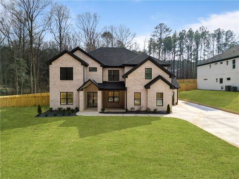 Homes For Sale - 2600 Camp Mitchell Road<br/> Grayson, GA 30017