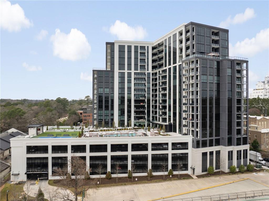 2425 Peachtree Road NE 1604