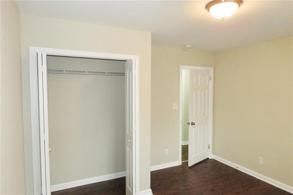2630 Colonial Drive, College Park, Georgia image 21