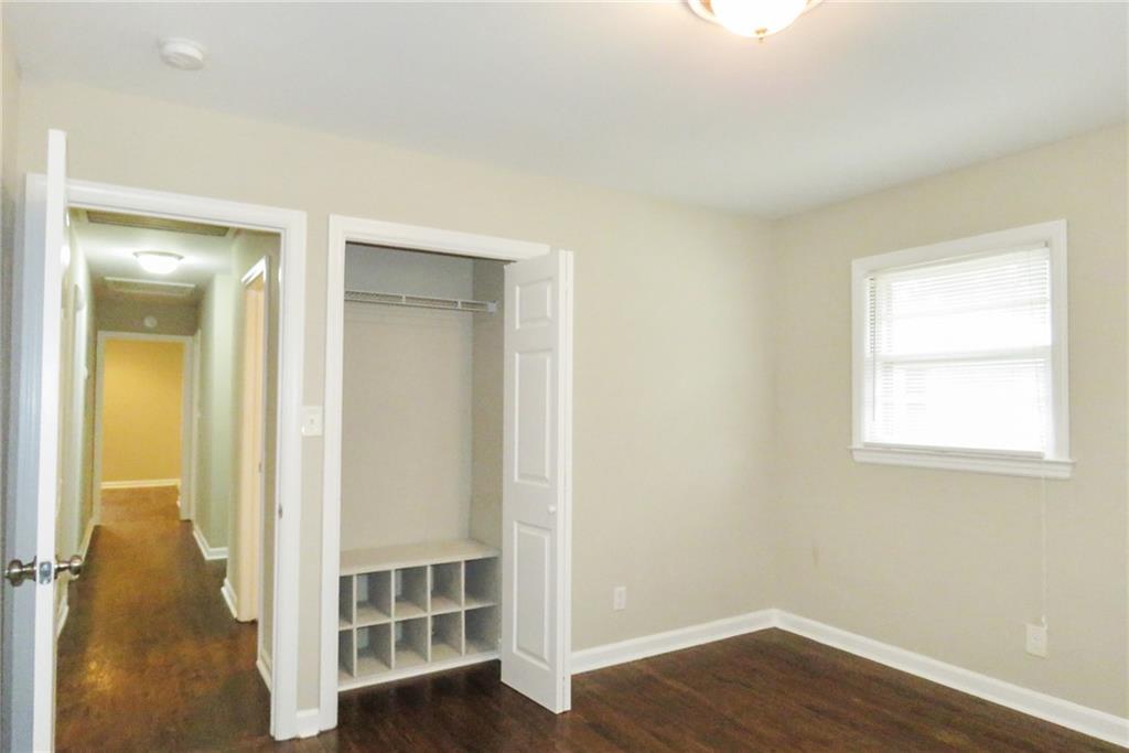2630 Colonial Drive, College Park, Georgia image 14