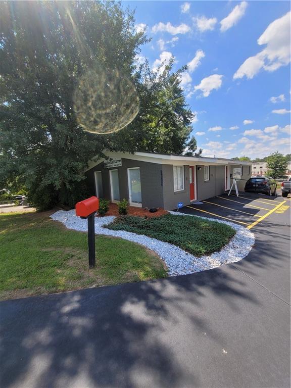 Renovated commercial building located on the corner in growing downtown Riverdale with new roof, floors, ceiling, and restroom. Including yours, the other two businesses will occupy the property. Plenty of private parking for your customers. Come be a part of the New Riverdale.