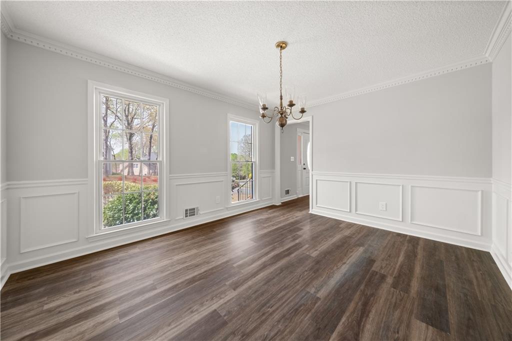 5659 Brookstone Drive, Acworth, Georgia image 7