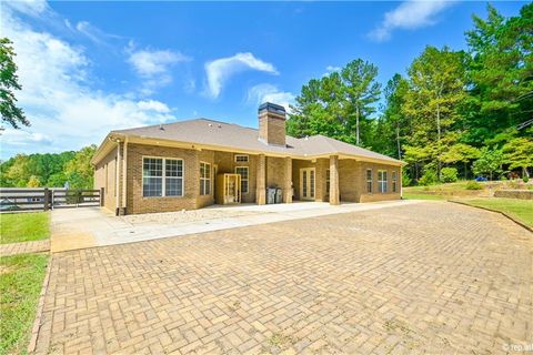 A home in Pendergrass