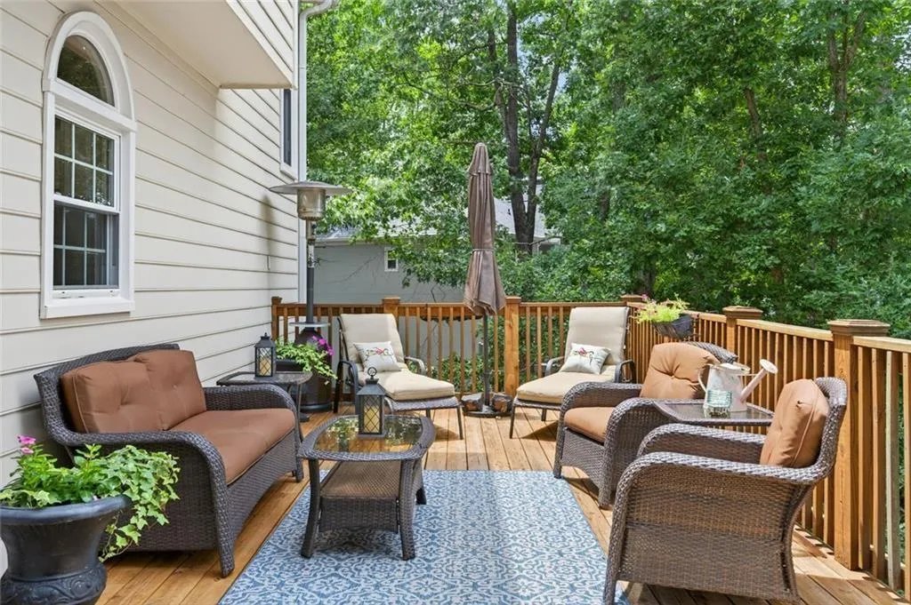 Marietta, Georgia 30062, United States, 4 Bedrooms Bedrooms, ,3 BathroomsBathrooms,Residential,Active,173610