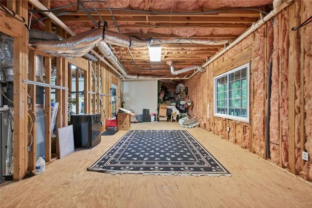 Marietta, Georgia 30062, United States, 4 Bedrooms Bedrooms, ,3 BathroomsBathrooms,Residential,Active,173610