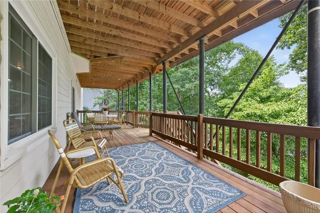 Marietta, Georgia 30062, United States, 4 Bedrooms Bedrooms, ,3 BathroomsBathrooms,Residential,Active,173610