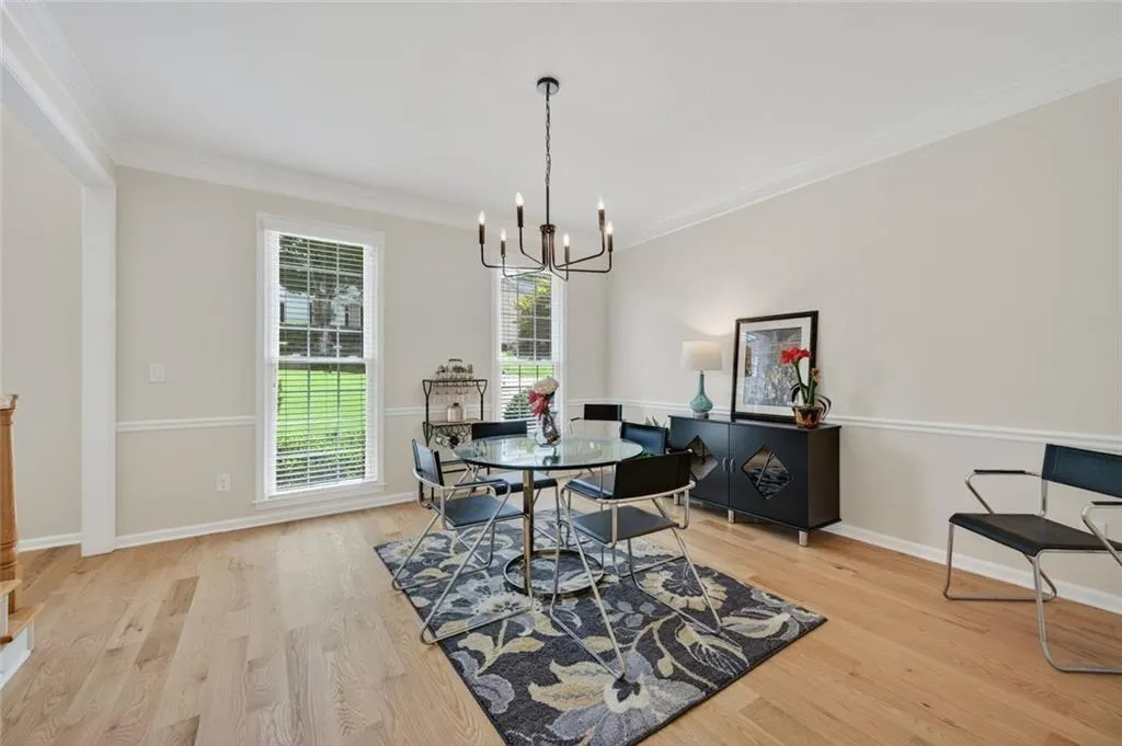 Marietta, Georgia 30062, United States, 4 Bedrooms Bedrooms, ,3 BathroomsBathrooms,Residential,Active,173610