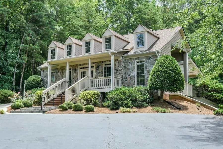 Marietta, Georgia 30062, United States, 4 Bedrooms Bedrooms, ,3 BathroomsBathrooms,Residential,Active,173610