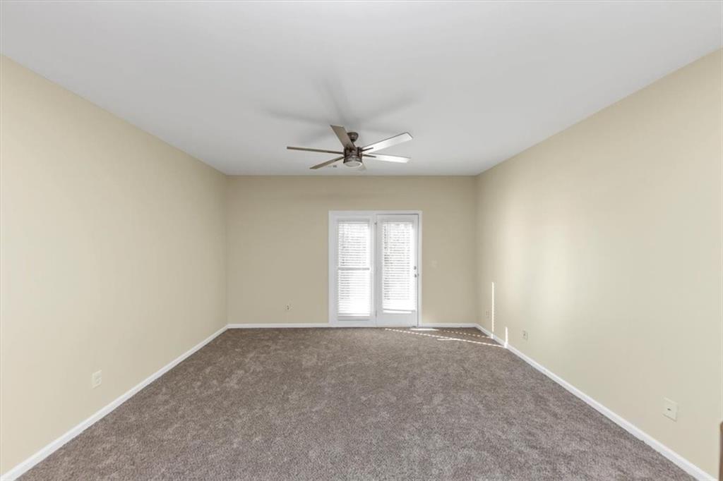 2896 S Hills