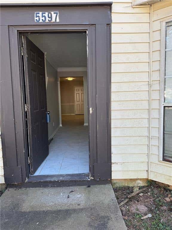 Photo of 5597 Stonington Trace Parkway, Stone Mountain, GA 30087 (MLS # 7786323)