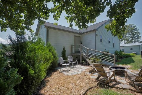 A home in Blairsville