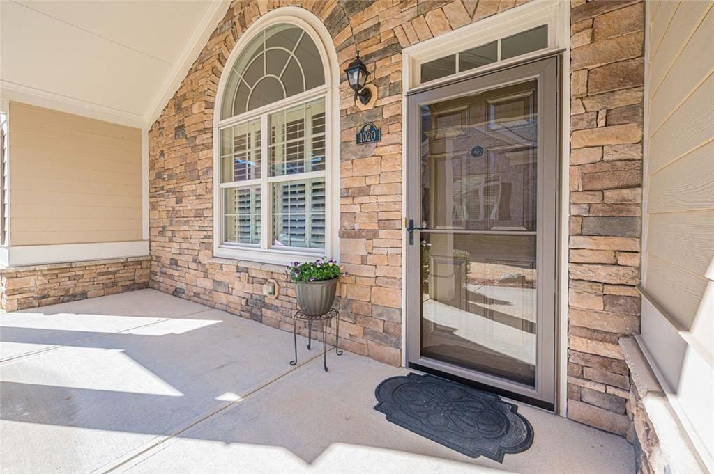 1020 Brook Knoll Lane 2402