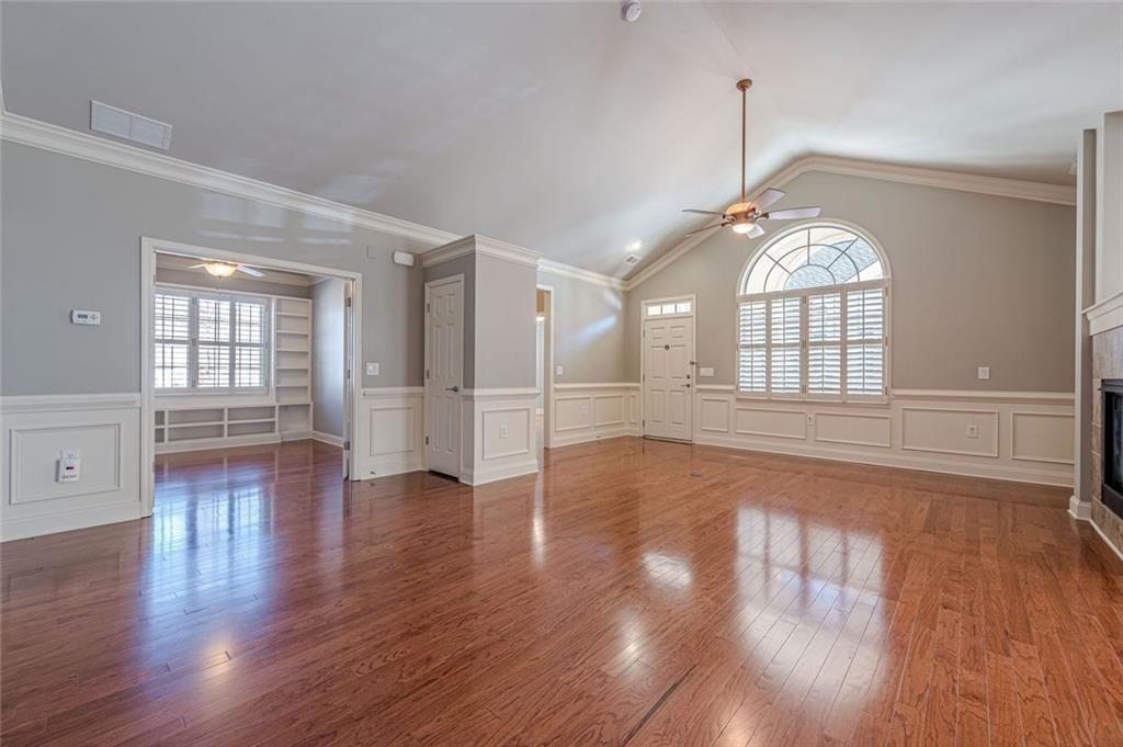 1020 Brook Knoll Lane 2402