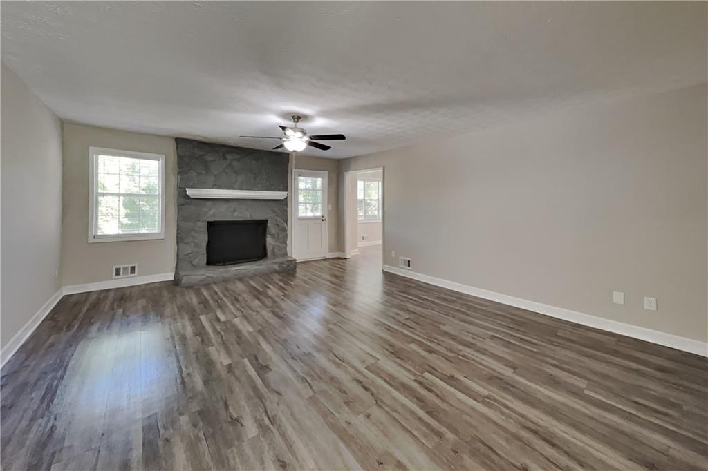 4049 Evelyn Drive