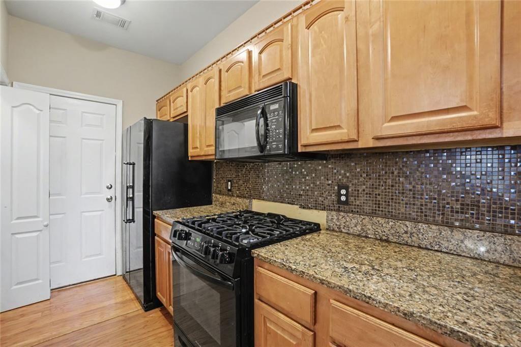 850 Abbotts Mill Court