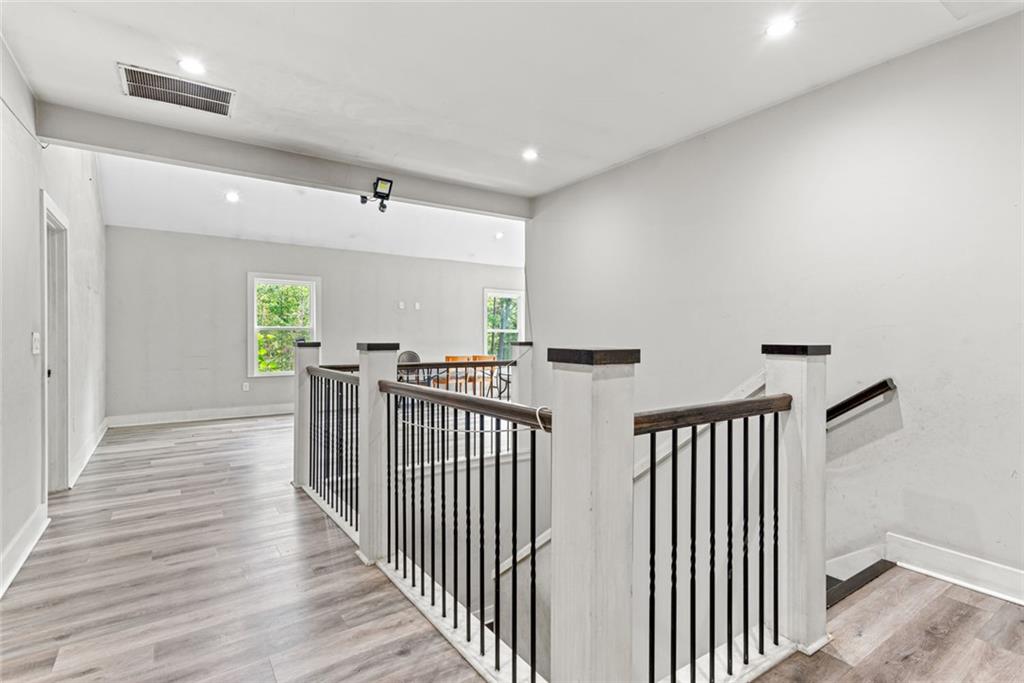 S&B REALTY INC - Residential