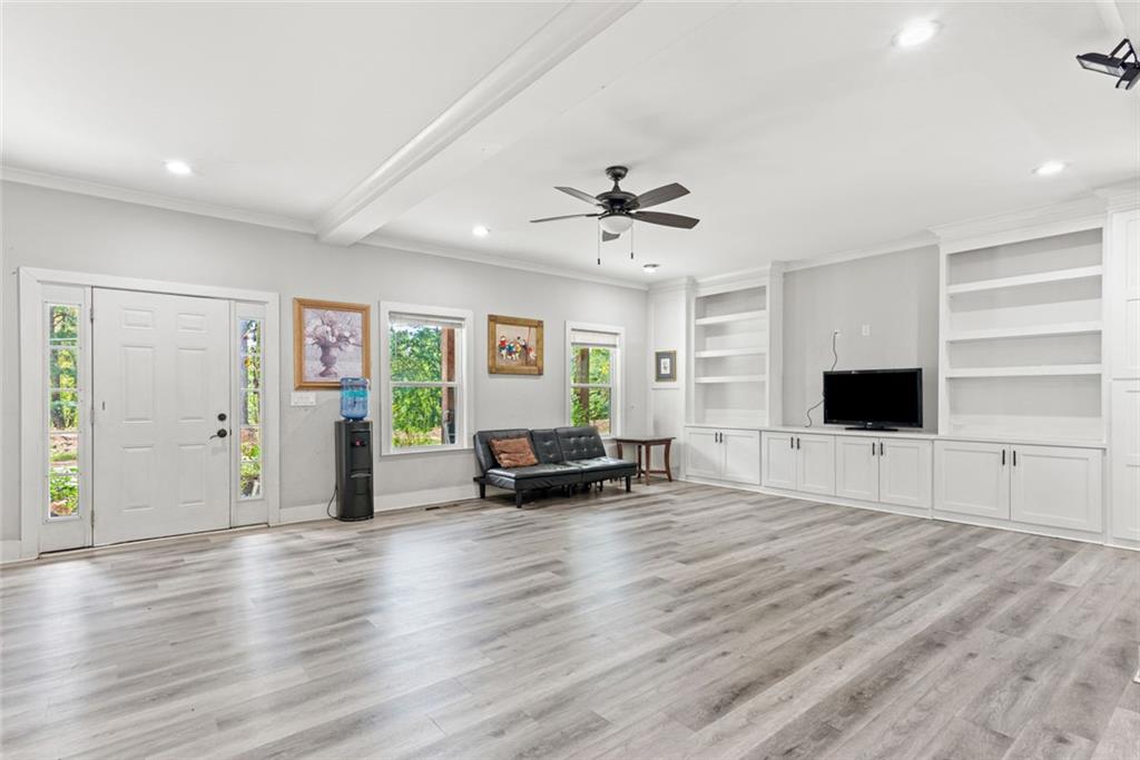 S&B REALTY INC - Residential