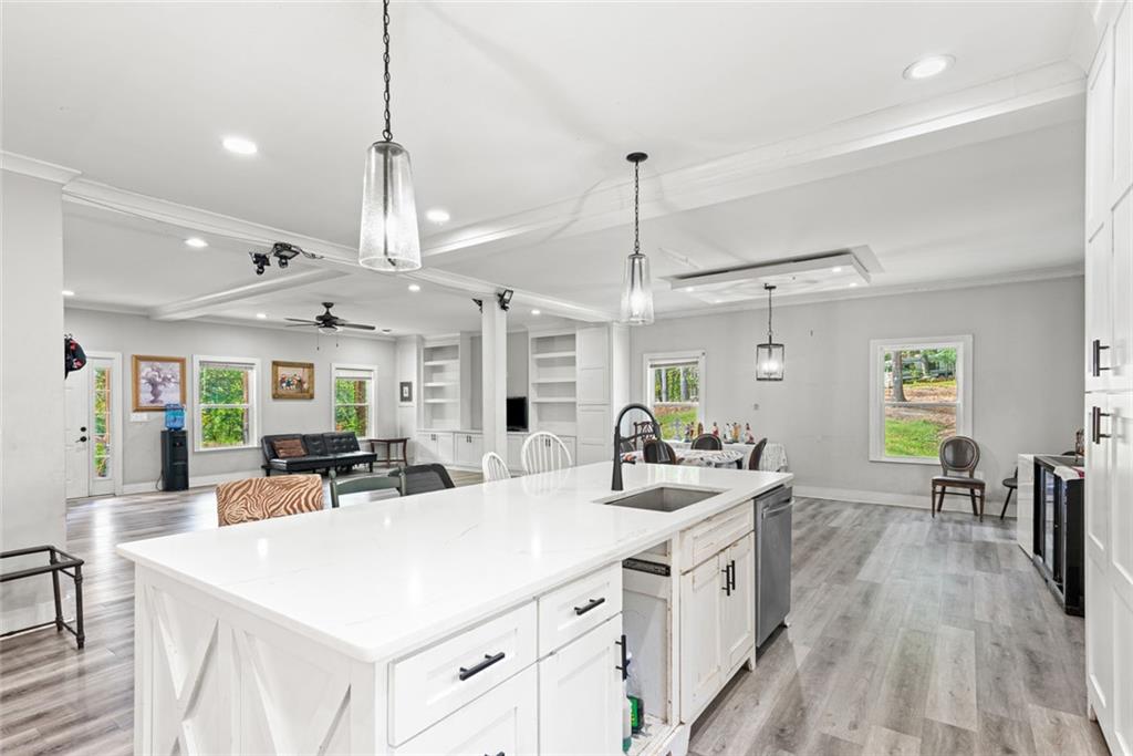 S&B REALTY INC - Residential