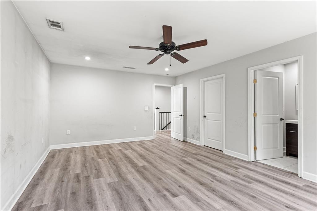 S&B REALTY INC - Residential