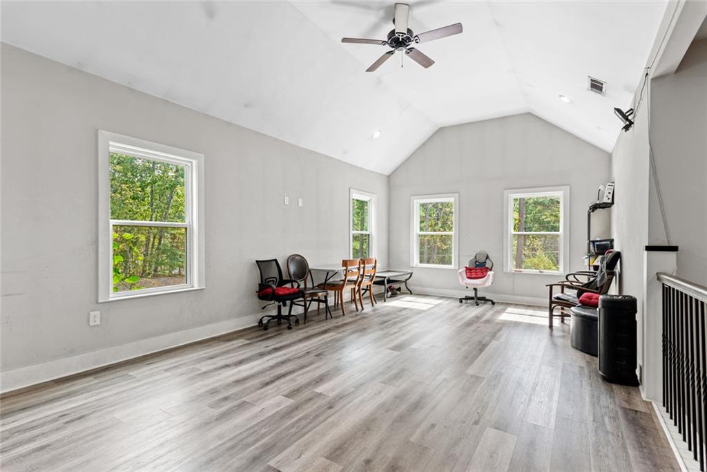 S&B REALTY INC - Residential