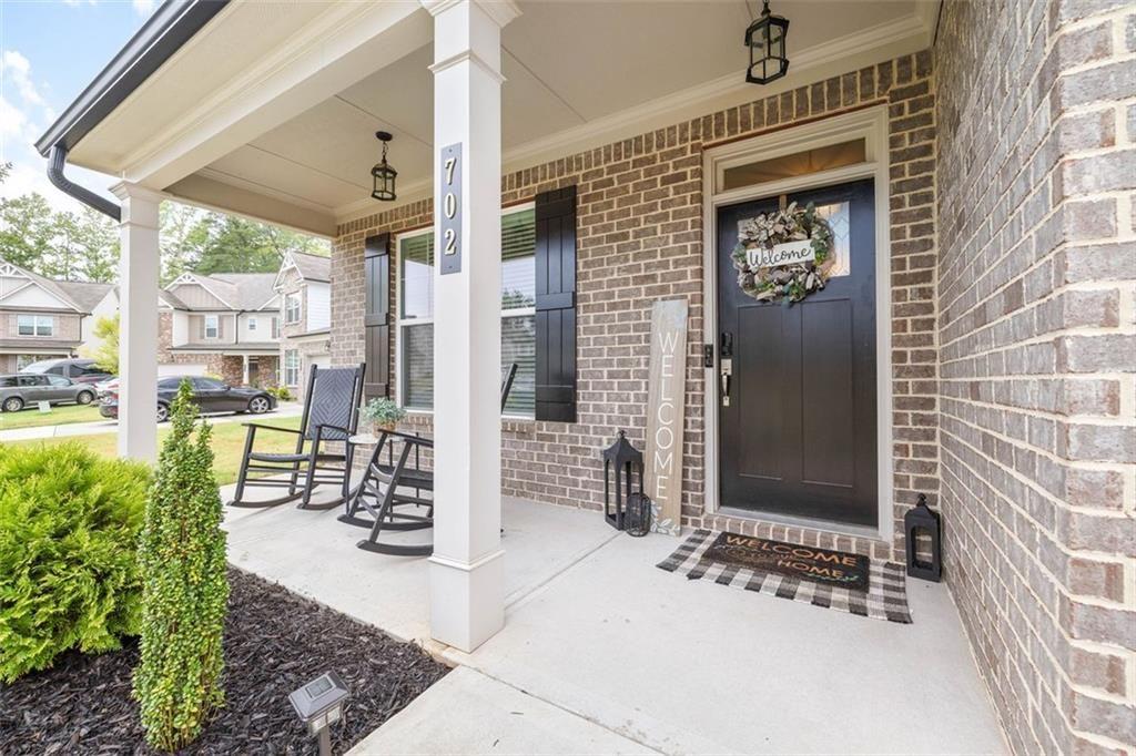 702 Eagles Nest Circle