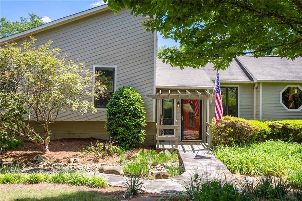 635 Stone Harbor Parkway SW