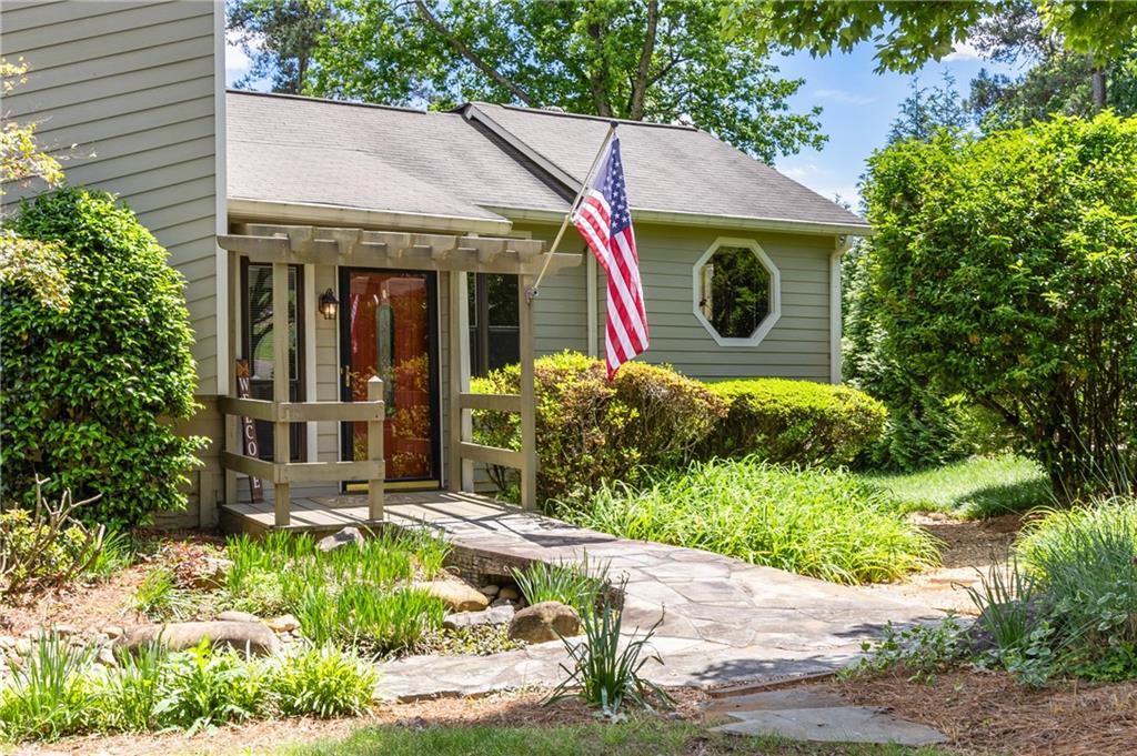 635 Stone Harbor Parkway SW