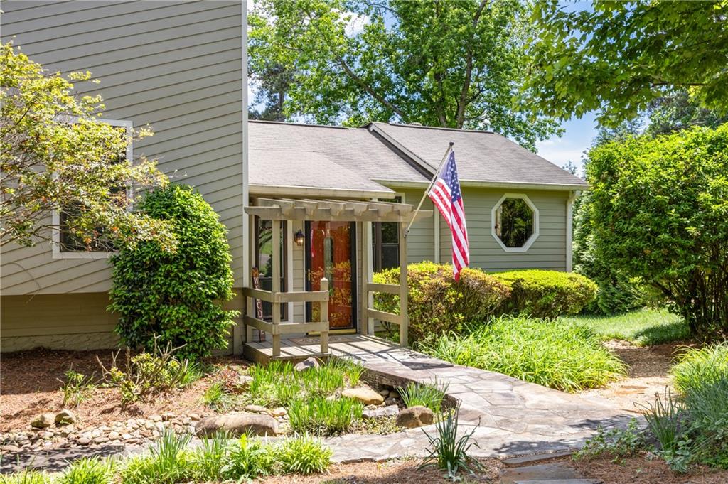 635 Stone Harbor Parkway SW