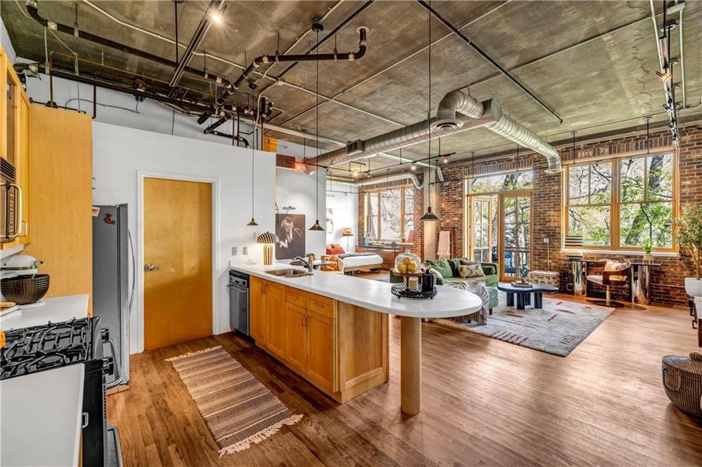 3235 Roswell Road NE 508