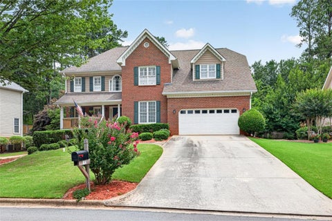 Homes For Sale - 616 Coopers Pond Drive<br/> Lawrenceville, GA 30044