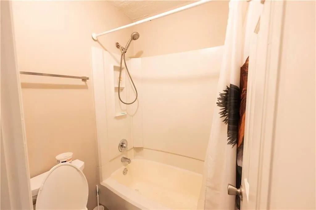 Duluth, Georgia 30096, United States, 2 Bedrooms Bedrooms, ,2 BathroomsBathrooms,Residential,Active,218855