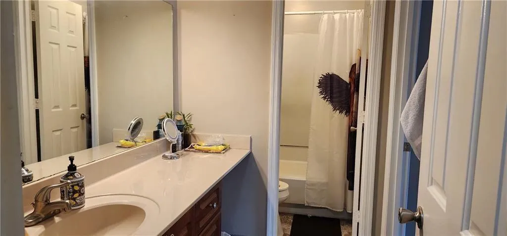 Duluth, Georgia 30096, United States, 2 Bedrooms Bedrooms, ,2 BathroomsBathrooms,Residential,Active,218855