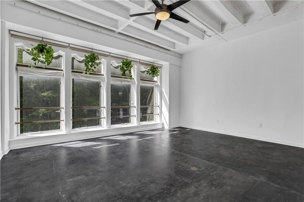 32 Peachtree Street NW 204