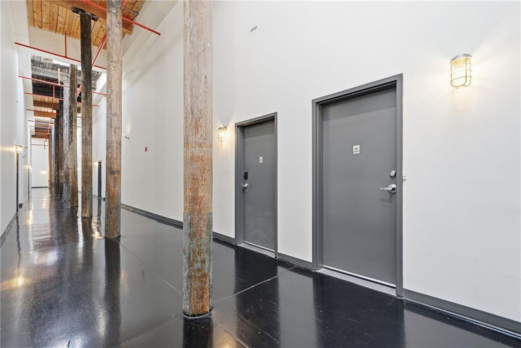 170 Boulevard SE 410E