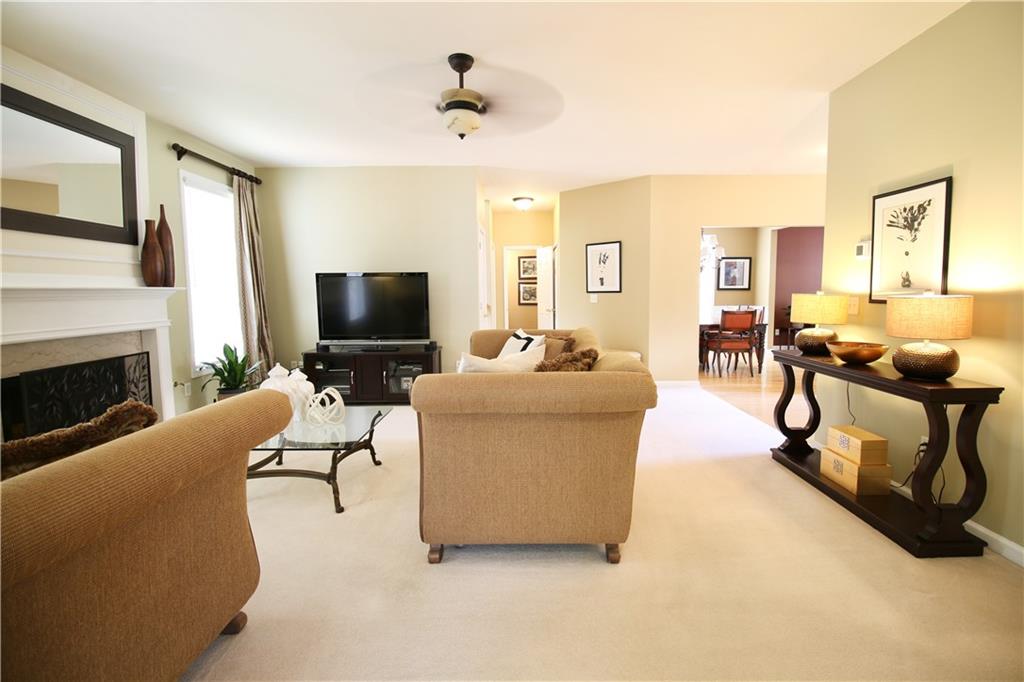 318 Ivy Manor Drive, Marietta, Georgia image 11