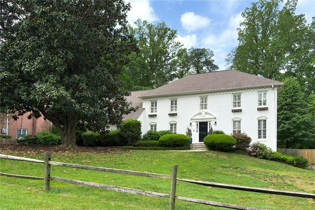 7000 Hunters Knoll, Atlanta, Georgia image 1